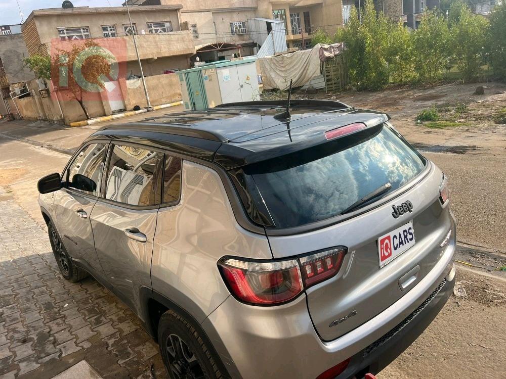 جيب كومباس